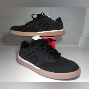 Adidas 5 10 Sleuth Shoes W5 US